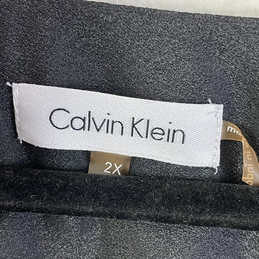 Calvin Klein Womans Plus 2X‎ Black Surplice Blouse Roll Tab Sleeve Shirt Top